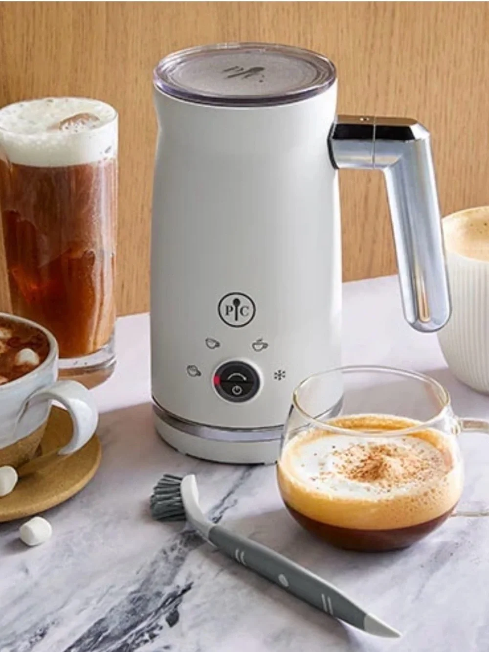 Pampered Chef White Electric Milk Frother with Ergonomic Handle - NIB
